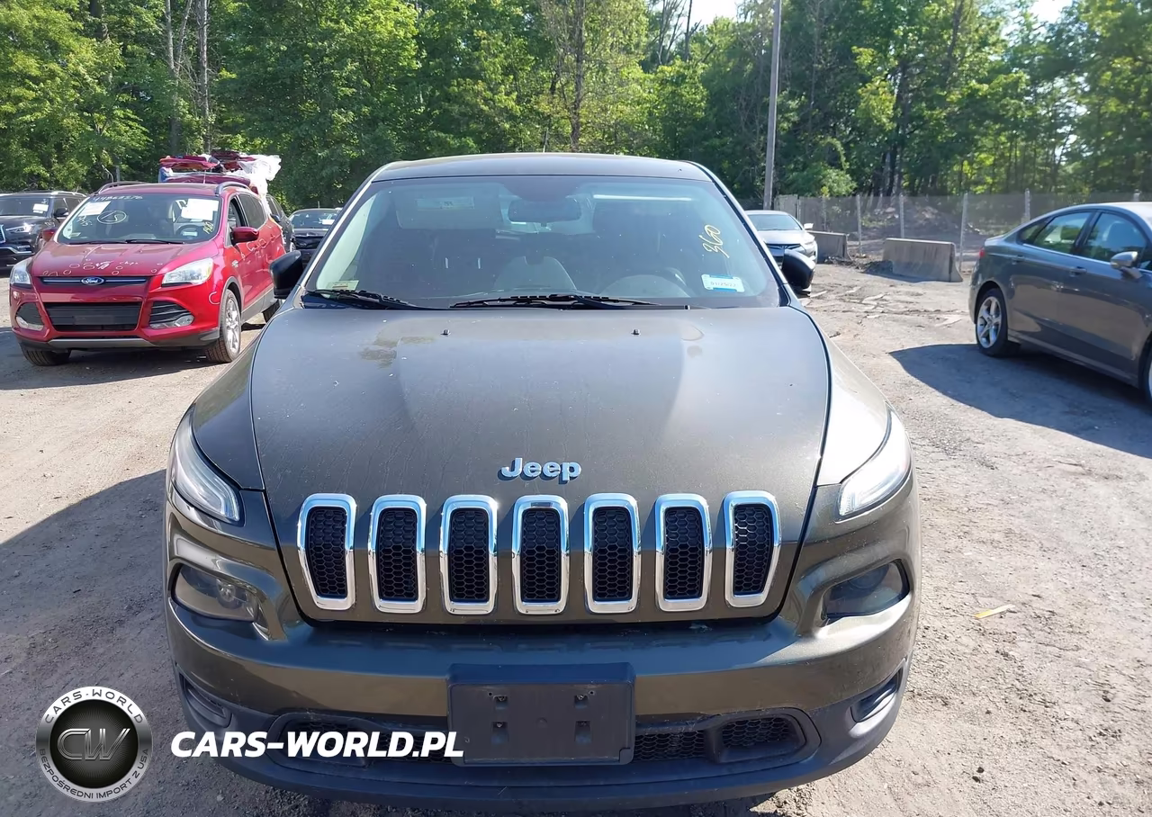 2015 Jeep Cherokee Sport VIN:1C4PJLAB6FW732426 - 6