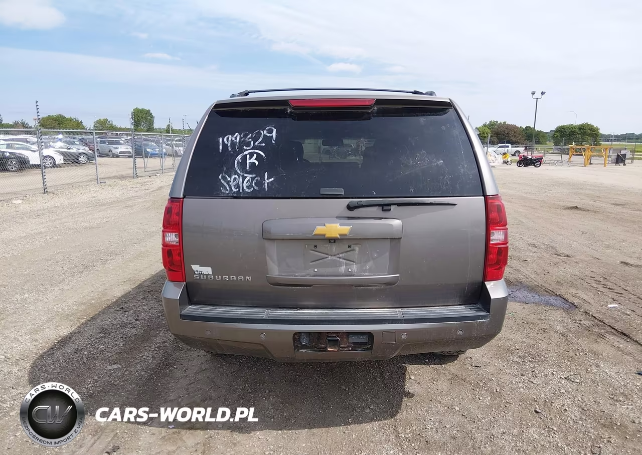 2014 Chevrolet Suburban 1500 Lt VIN:1GNSKJE77ER199329 - 16