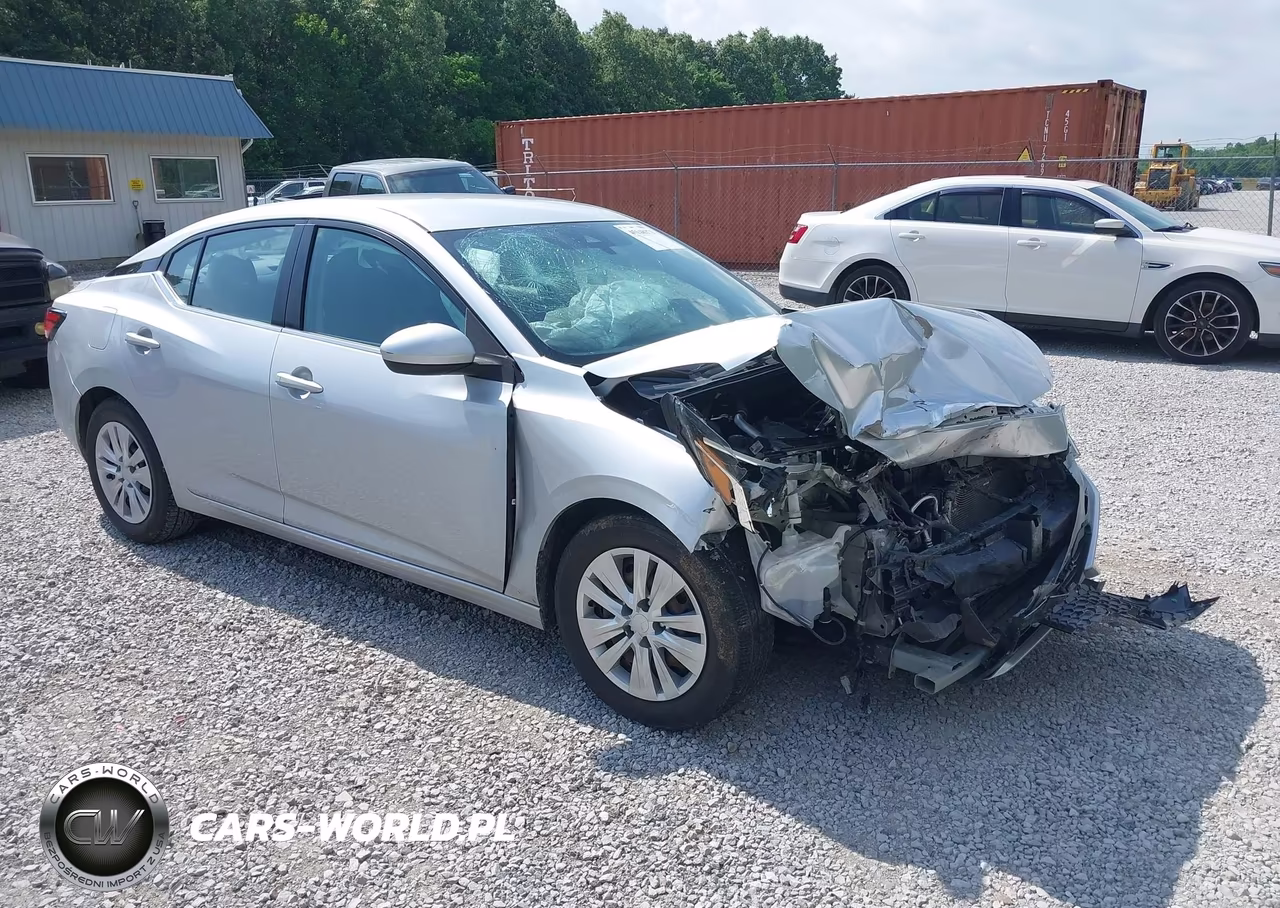 2022 NISSAN SENTRA S – zdjęcie 1 z 17