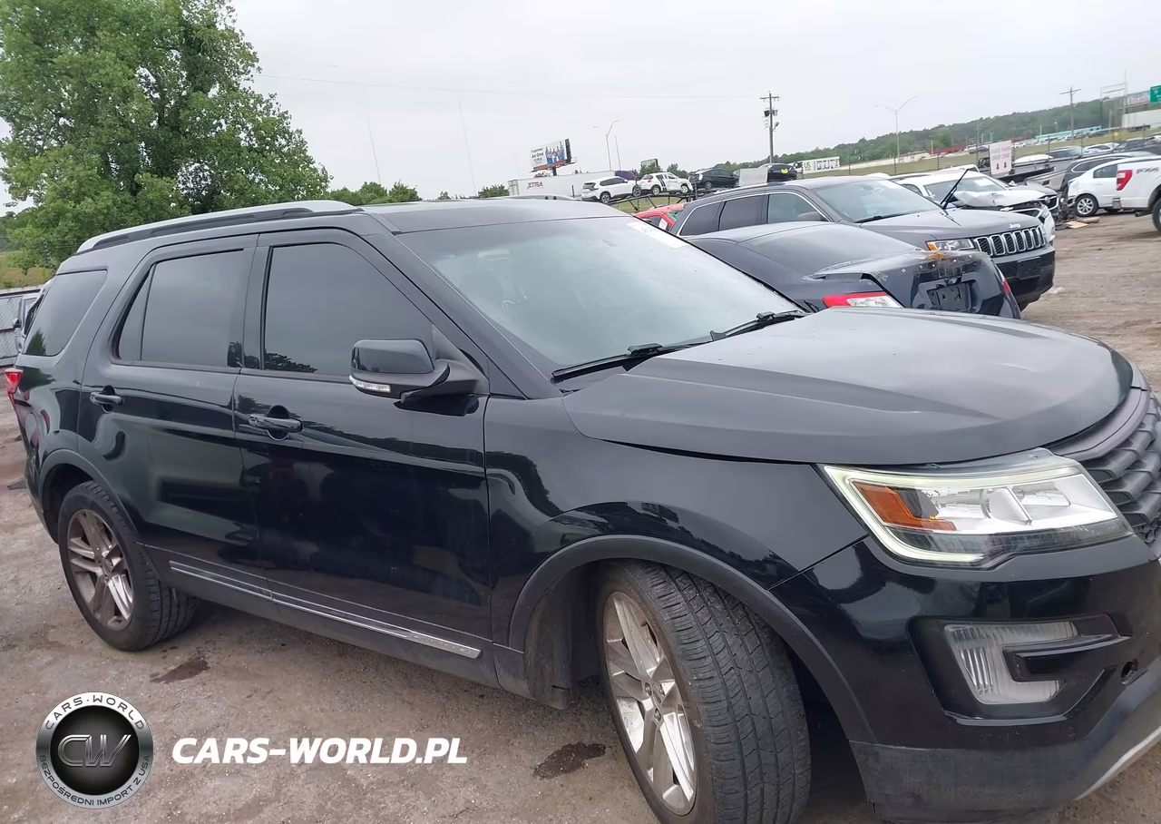 2017 Ford Explorer Xlt VIN:1FM5K7D85HGC19995 - 13