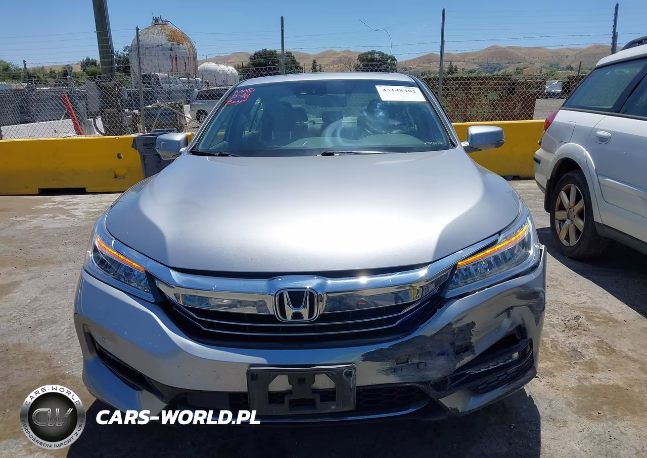 2017 Honda Accord Hybrid Touring VIN:JHMCR6F73HC008080 - 12