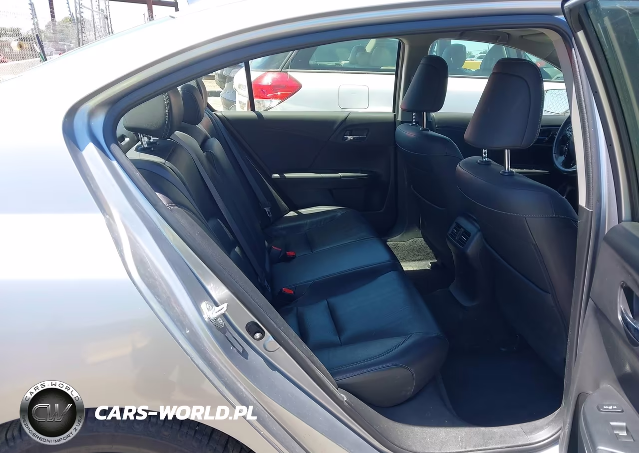 2017 Honda Accord Hybrid Touring VIN:JHMCR6F73HC008080 - 8
