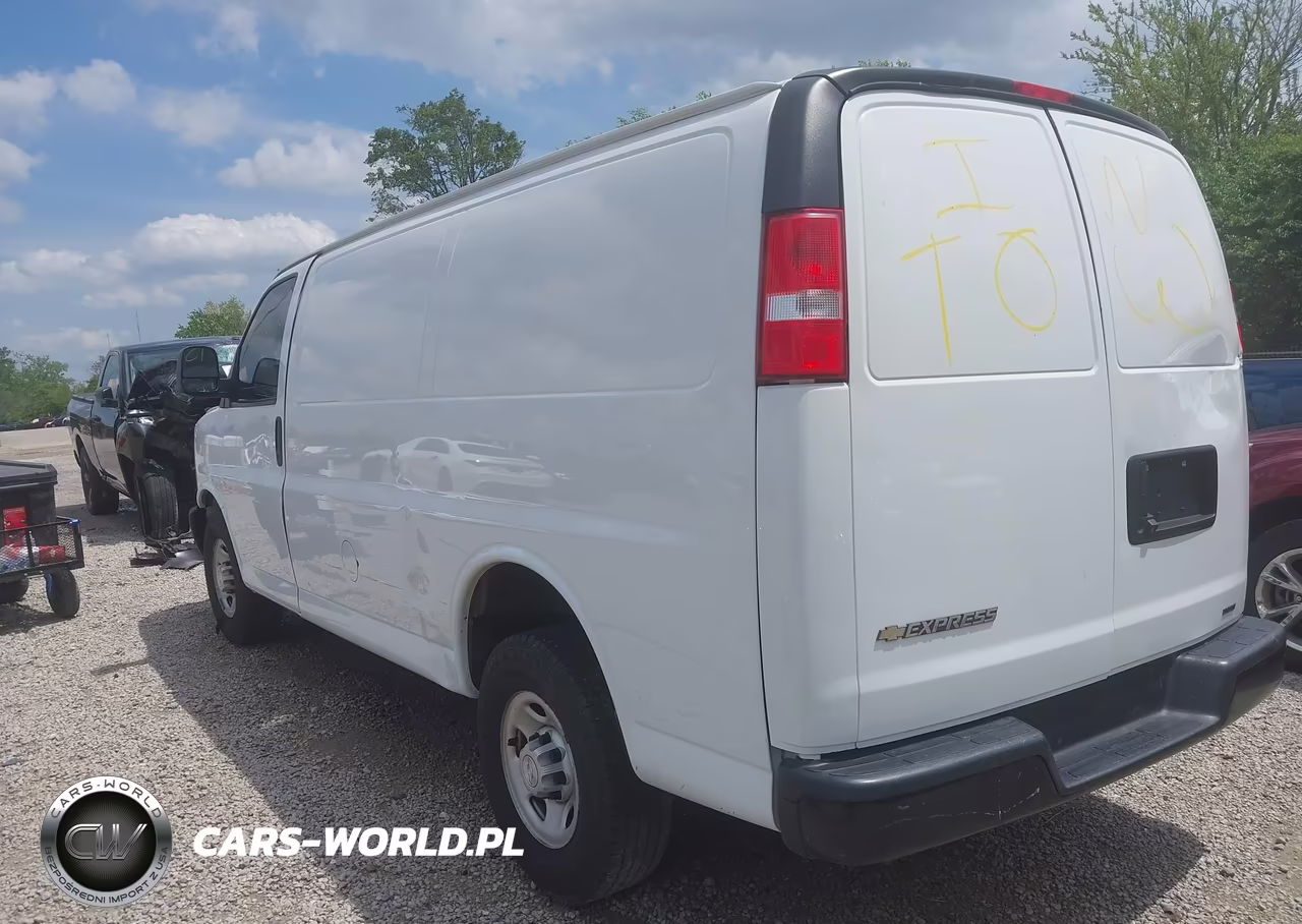 2019 Chevrolet Express 2500 Work Van VIN:1GCWGAFP7K1358032 - 3