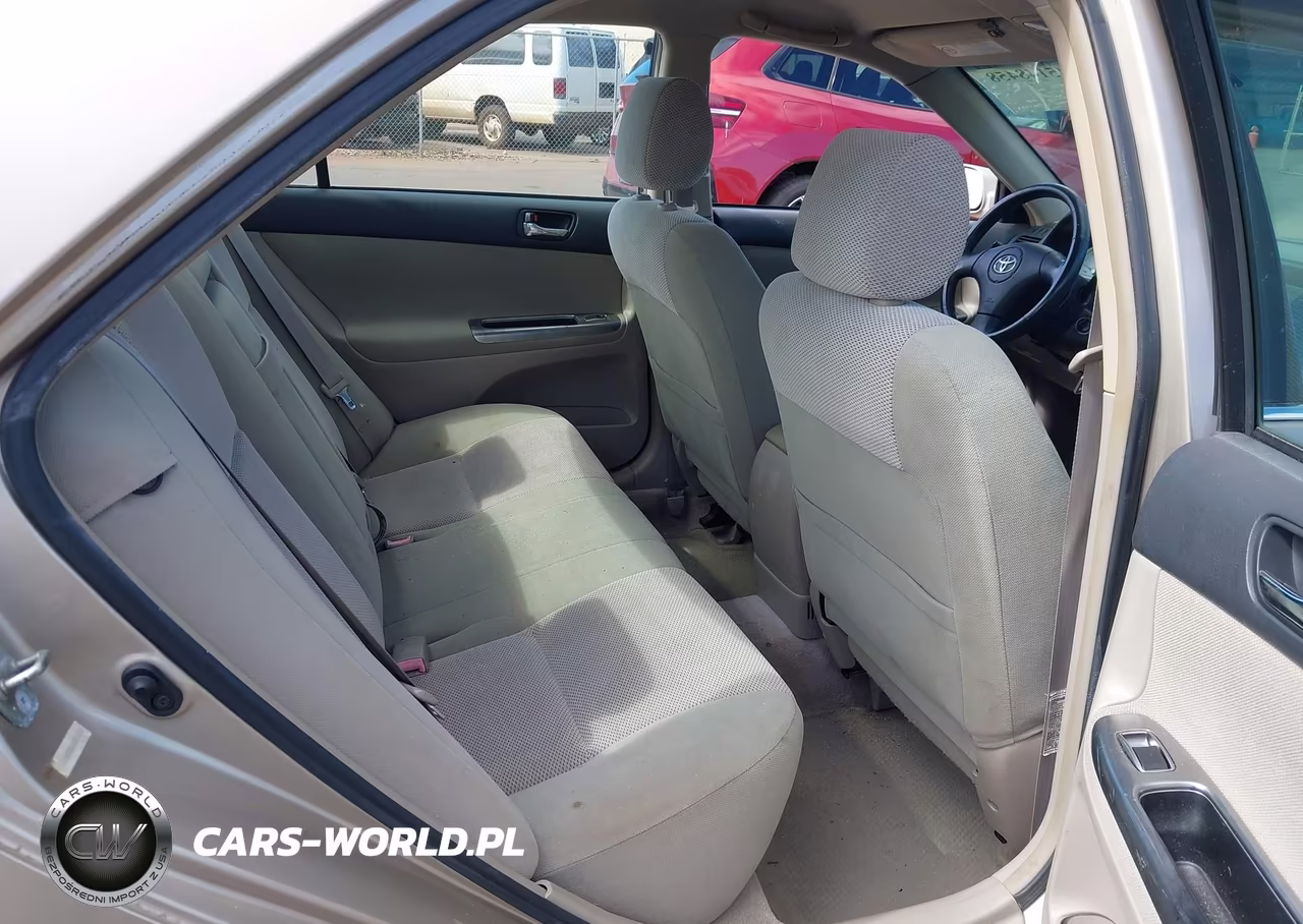2002 Toyota Camry Le-Se-Xle VIN:JTDBE32K120111010 - 8