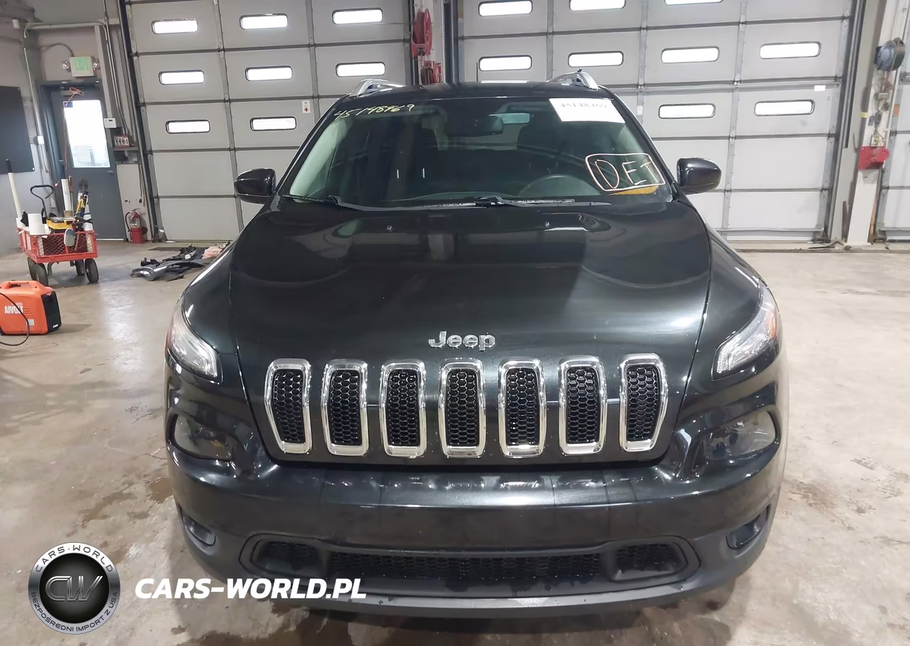 2015 Jeep Cherokee Latitude VIN:1C4PJMCB6FW652353 - 12