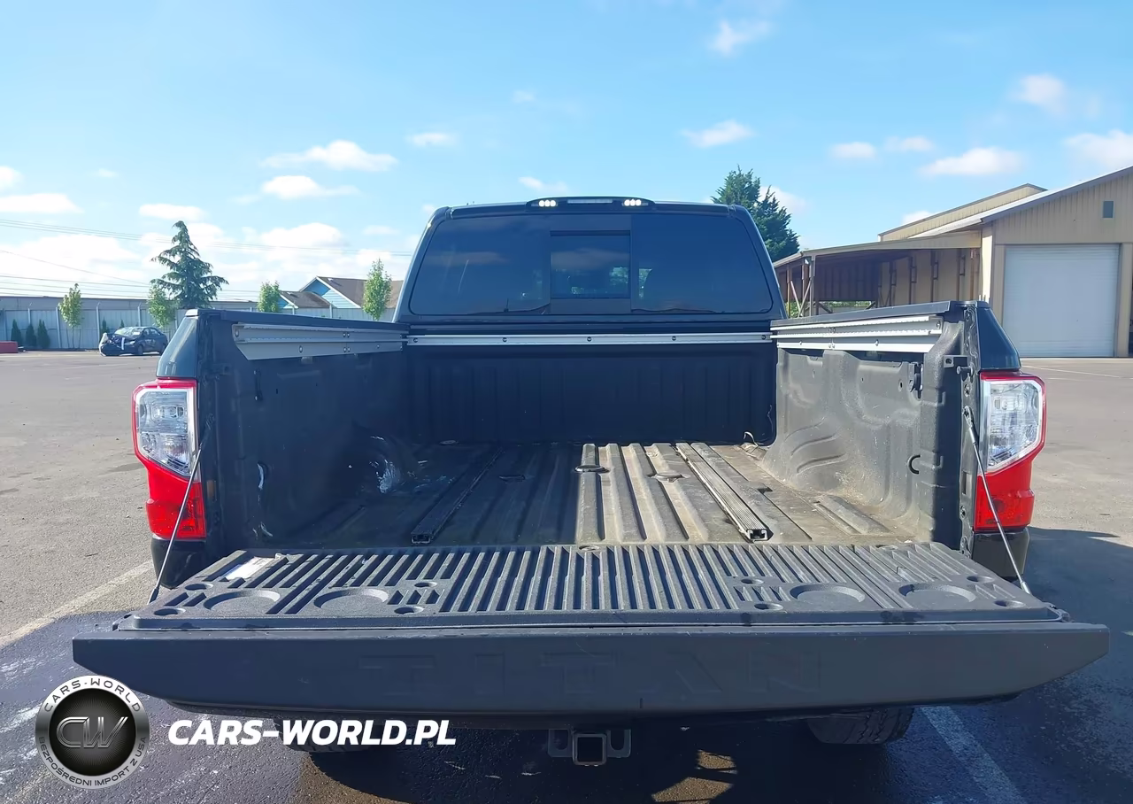 2019 Nissan Titan Xd Sv Diesel VIN:1N6BA1F4XKN522286 - 17