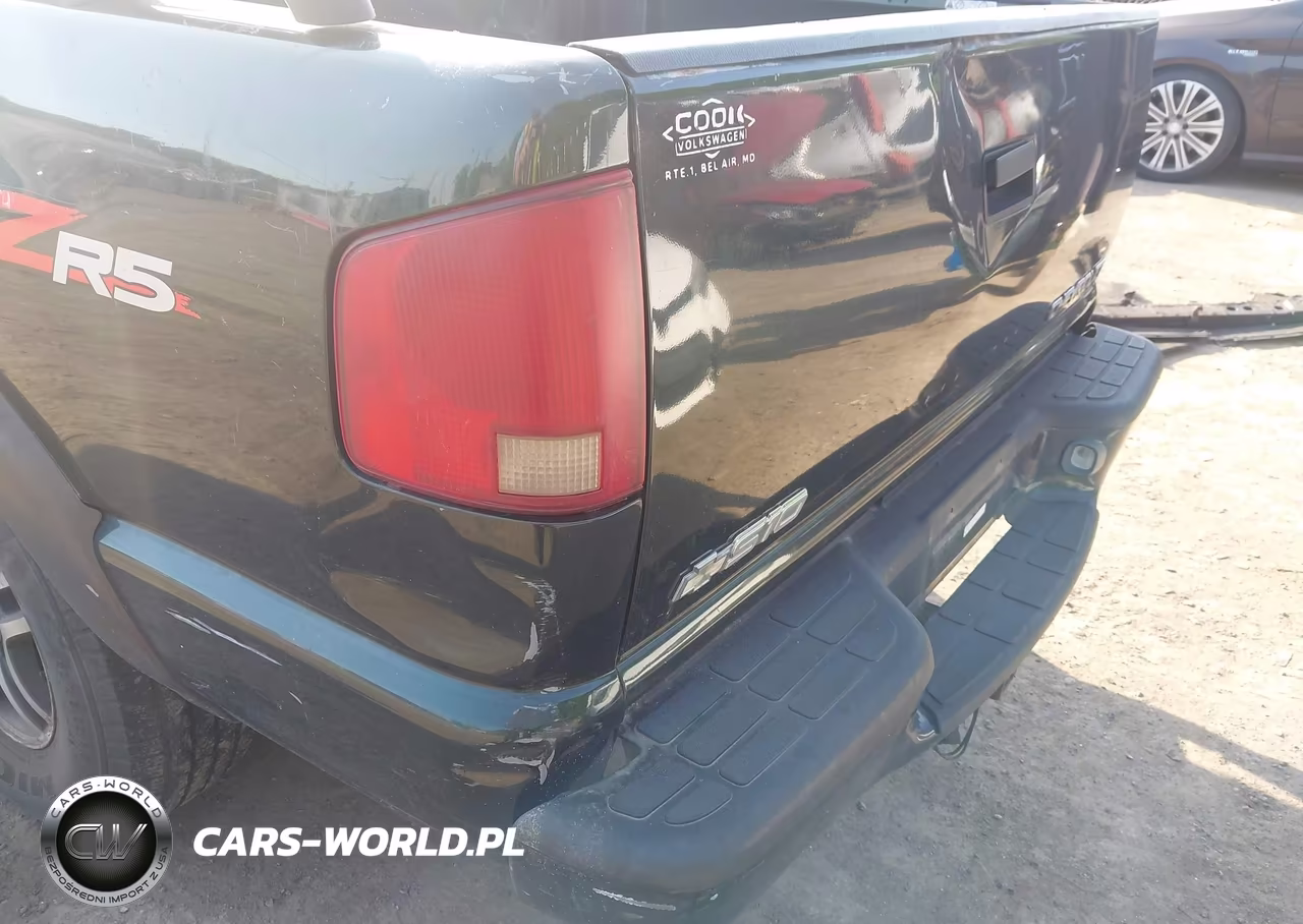 2004 Chevrolet S-10 Ls VIN:1GCDT13X44K145544 - 6