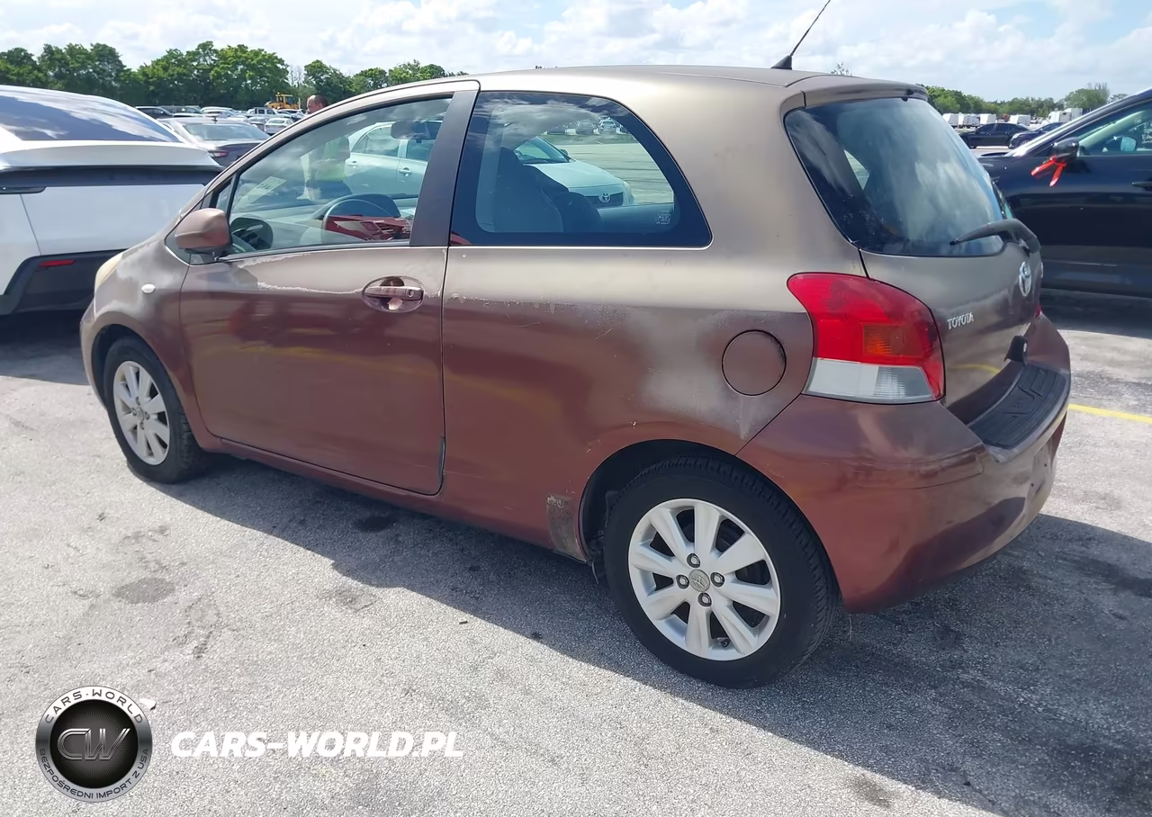 2009 Toyota Yaris VIN:JTDJT903X95243003 - 3