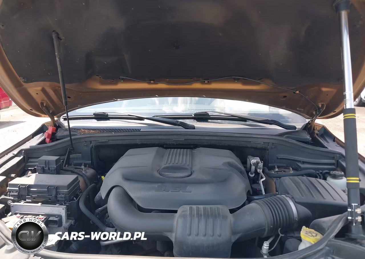 2011 Jeep Grand Cherokee Laredo VIN:1J4RR4GG4BC676048 - 10