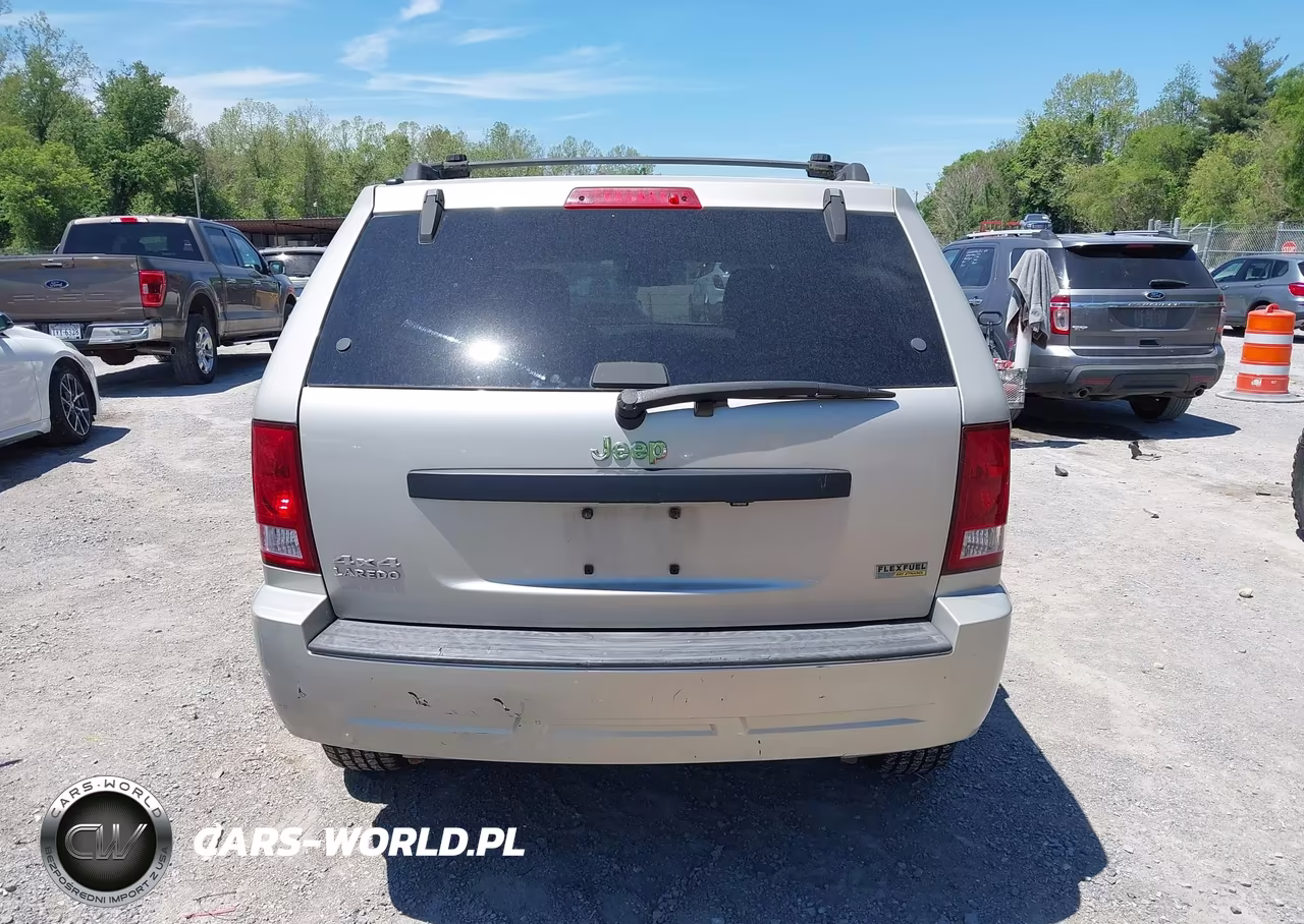 2007 Jeep Grand Cherokee Laredo VIN:1J8HR48P47C700493 - 16