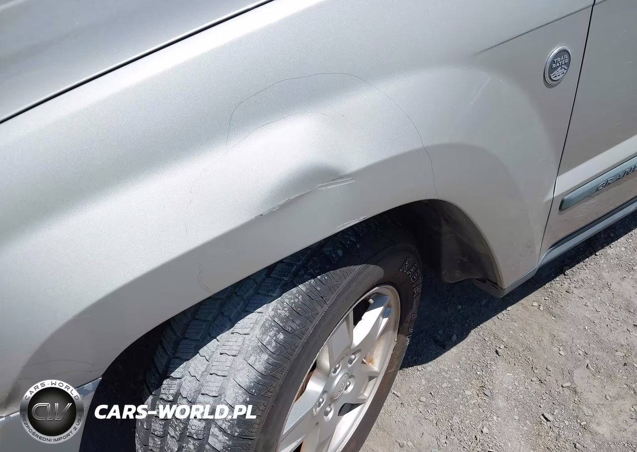 2007 Jeep Grand Cherokee Laredo VIN:1J8HR48P47C700493 - 17