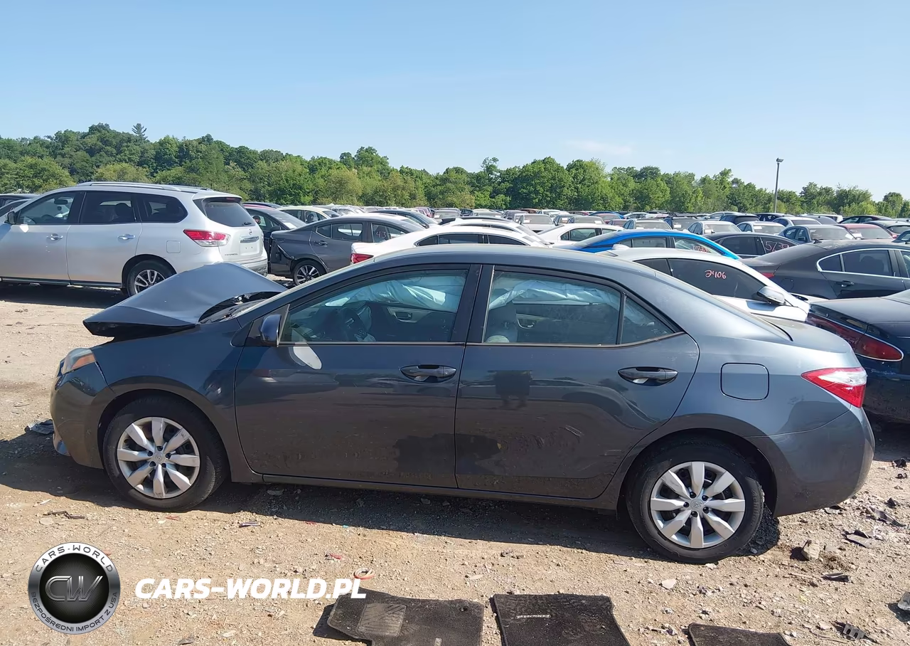 2015 Toyota Corolla Le VIN:2T1BURHE9FC327089 - 14