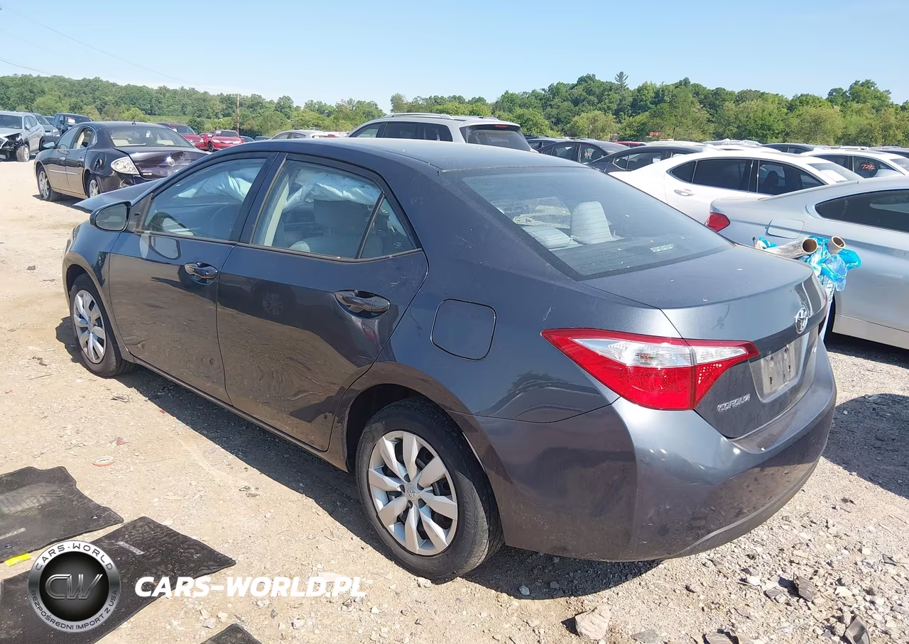 2015 Toyota Corolla Le VIN:2T1BURHE9FC327089 - 3