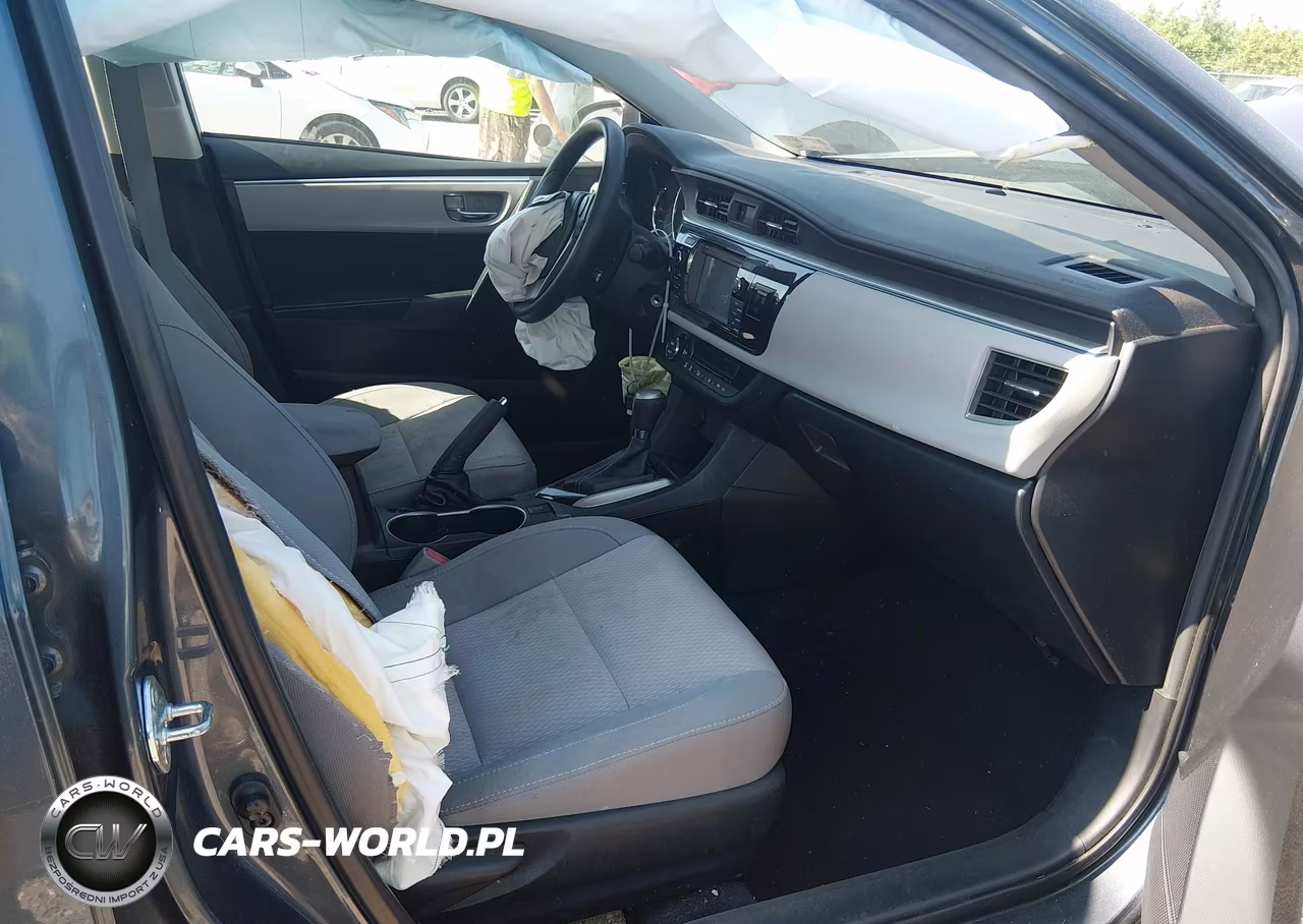 2015 Toyota Corolla Le VIN:2T1BURHE9FC327089 - 5