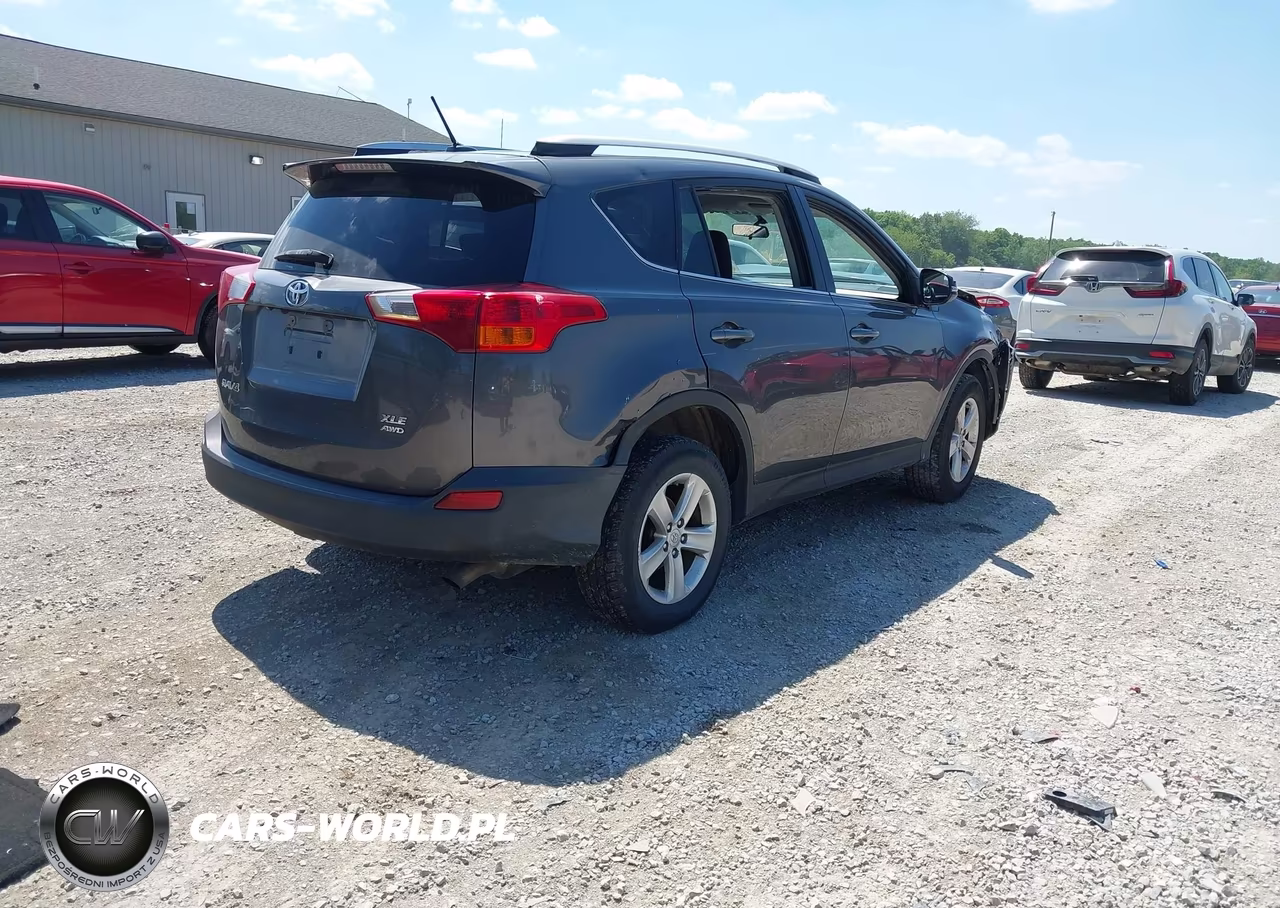 2013 Toyota Rav4 Xle VIN:2T3RFREV1DW115304 - 4
