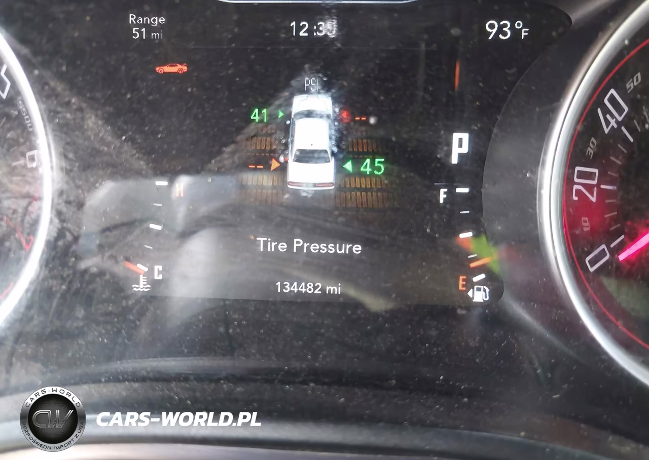 2018 Dodge Challenger Sxt VIN:2C3CDZAG6JH237613 - 16
