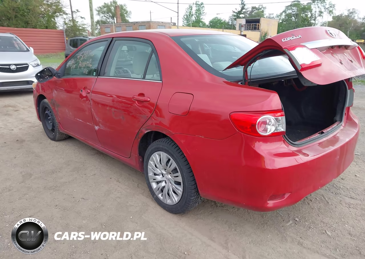 2013 Toyota Corolla Le VIN:5YFBU4EE5DP202238 - 3