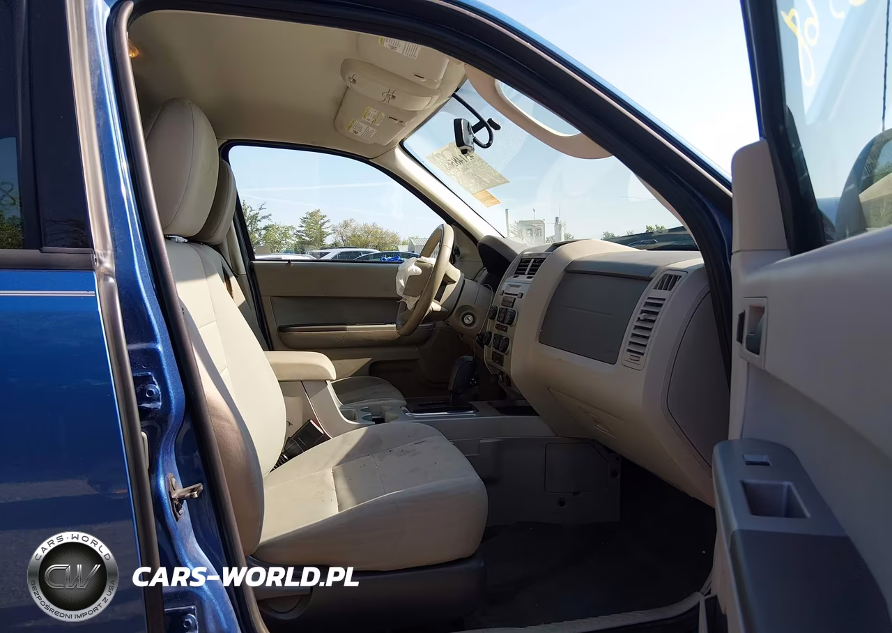2010 Ford Escape Xlt VIN:1FMCU0DG1AKB42755 - 5