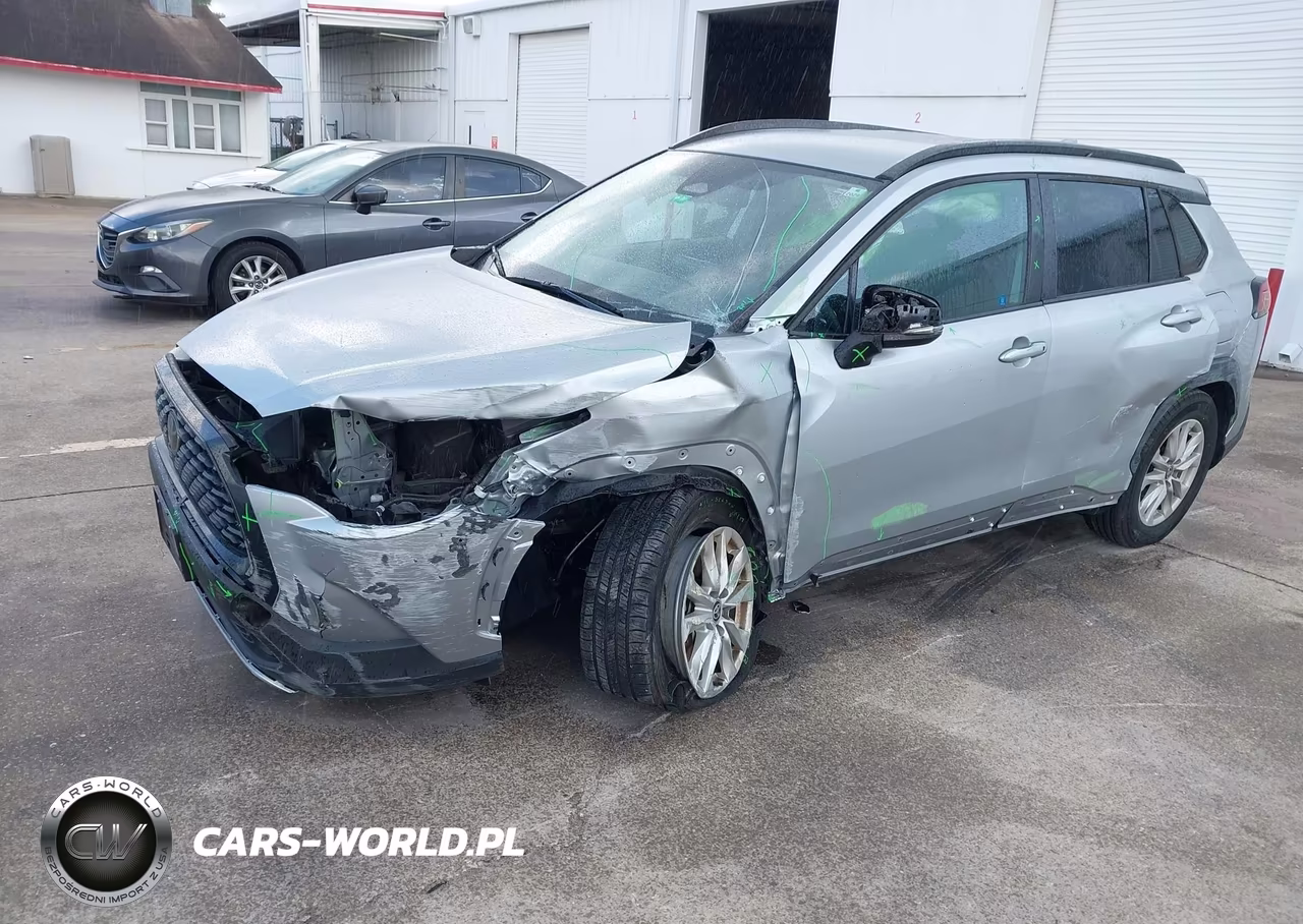 2023 Toyota Corolla Cross Le VIN:7MUCAAAG1PV045330 - 2