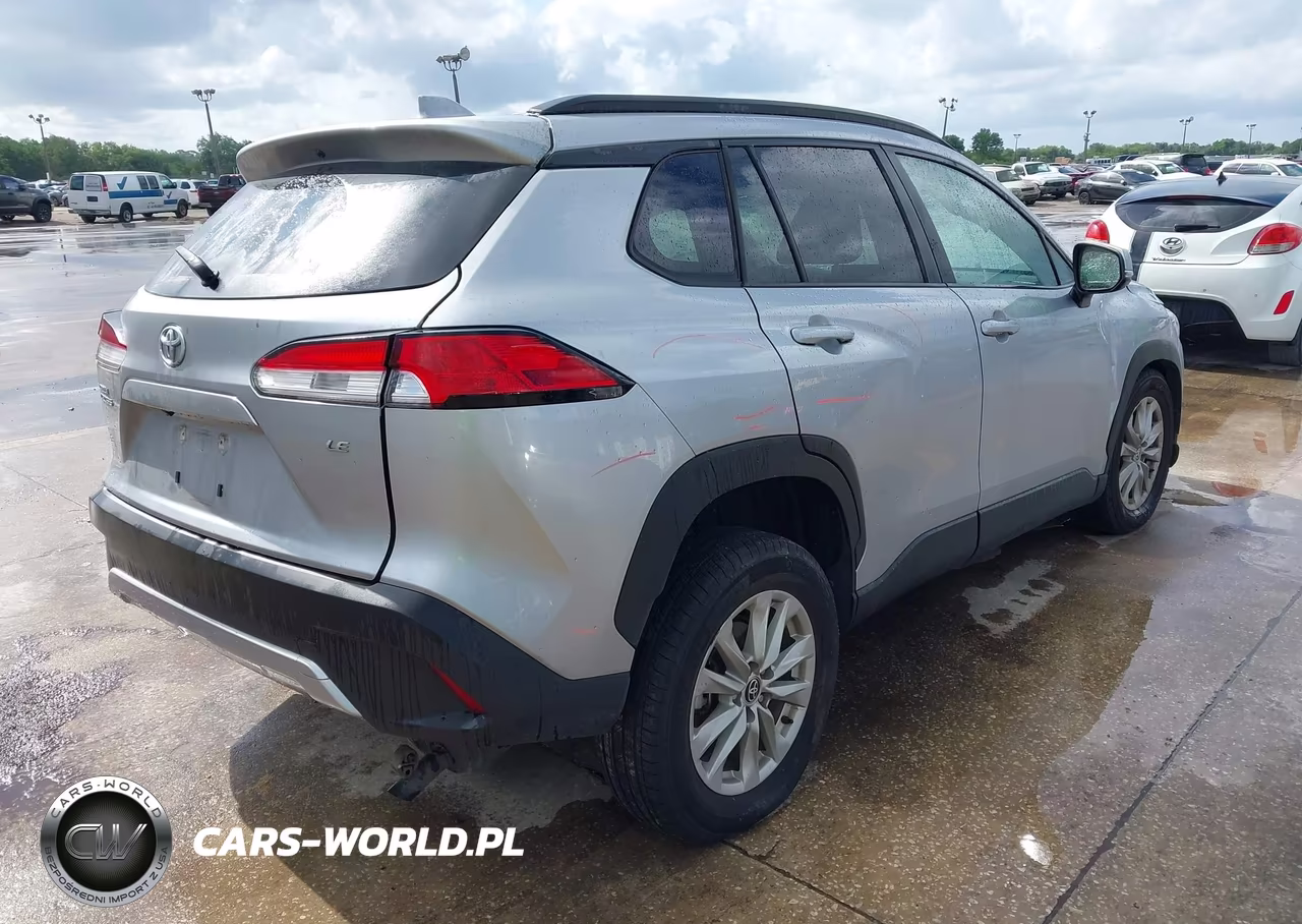 2023 Toyota Corolla Cross Le VIN:7MUCAAAG1PV045330 - 4
