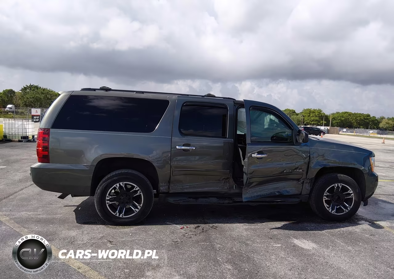 2011 Chevrolet Suburban 1500 Ls VIN:1GNSKHE34BR189486 - 13