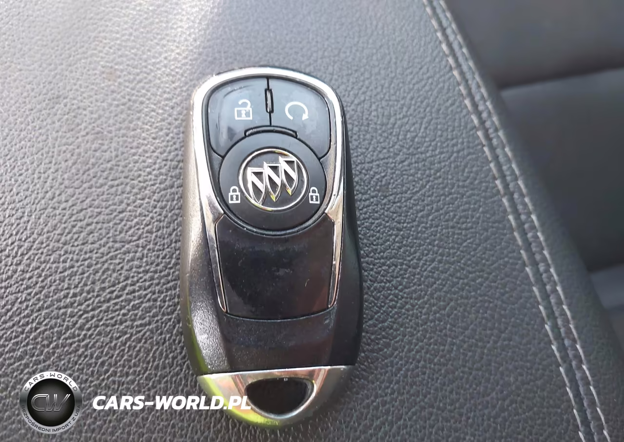 2018 Buick Regal Sportback Essence VIN:W04GR6SXXJ1102767 - 11