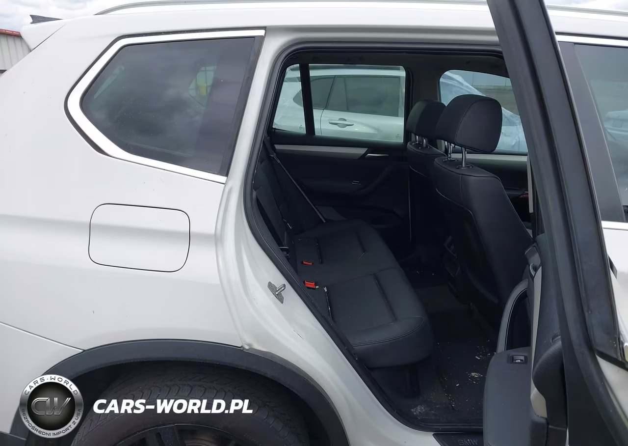 2011 BMW X3 xDrive28I VIN:5UXWX5C59BL700884 - 8