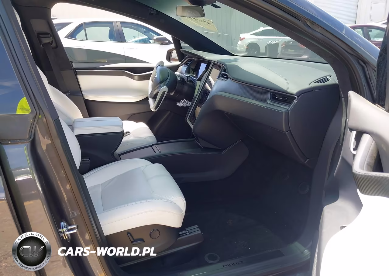 2018 Tesla Model X 100D-75D-P100D VIN:5YJXCAE41JF126104 - 5