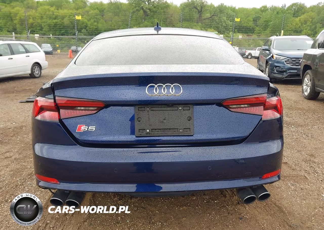 2018 Audi S5 3.0T Premium Plus VIN:WAUC4CF55JA039987 - 17