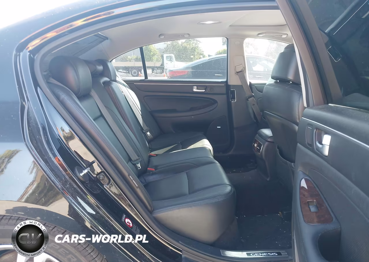 2012 Hyundai Genesis 5.0 VIN:KMHGC4DH8CU211033 - 8