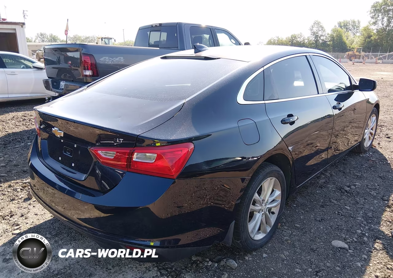 2017 Chevrolet Malibu 1Lt VIN:1G1ZE5ST3HF250749 - 4