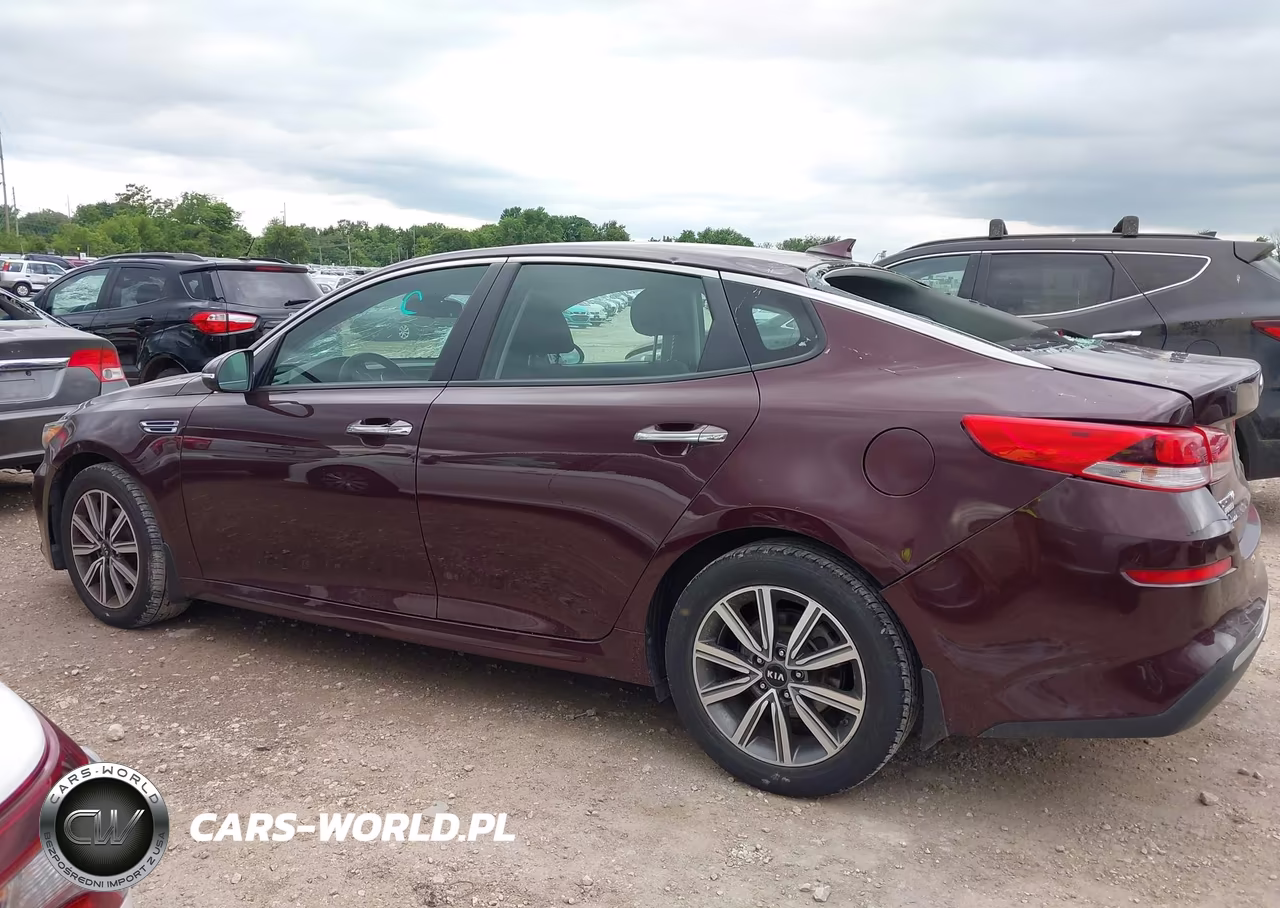 2019 Kia Optima Lx VIN:5XXGT4L38KG370570 - 14
