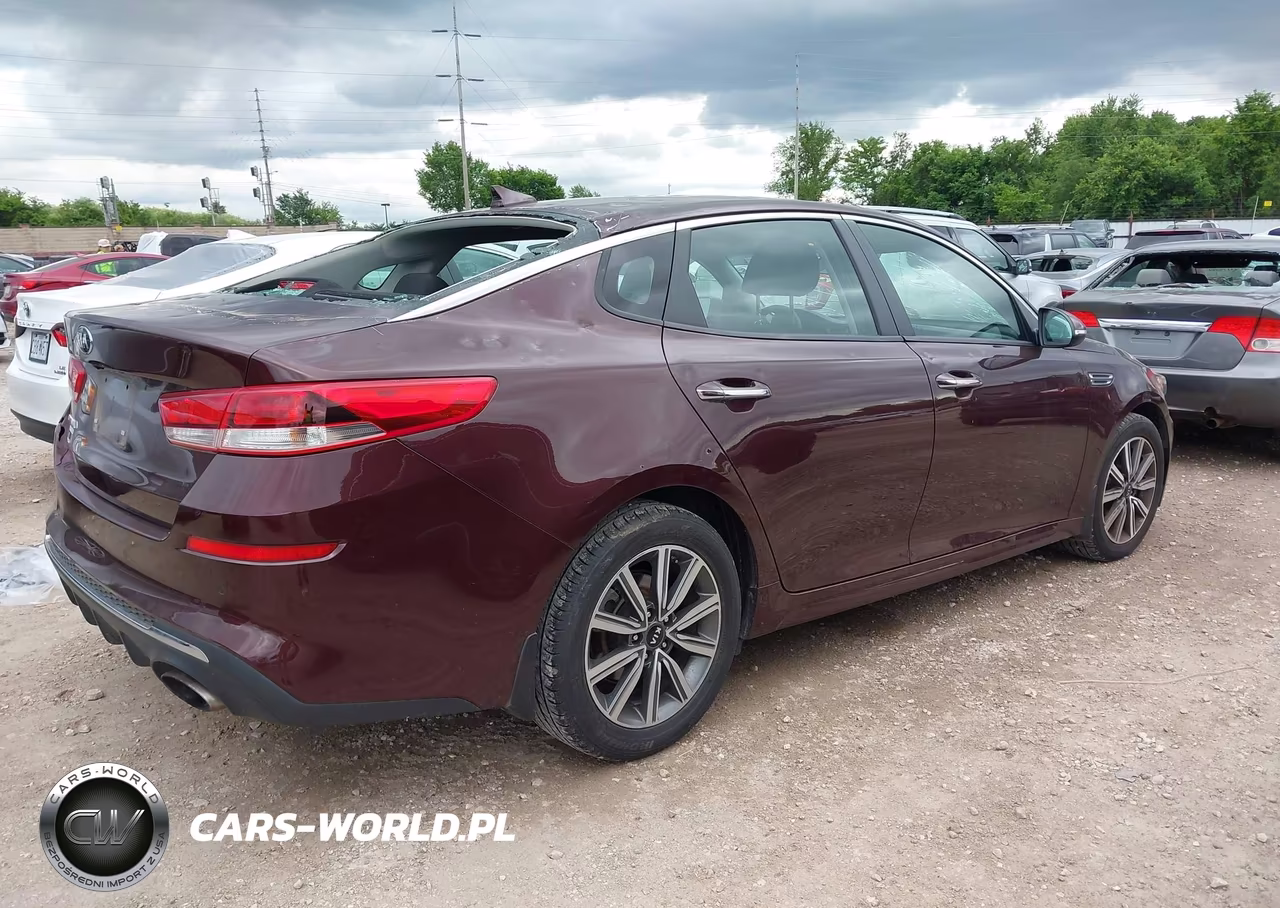 2019 Kia Optima Lx VIN:5XXGT4L38KG370570 - 4