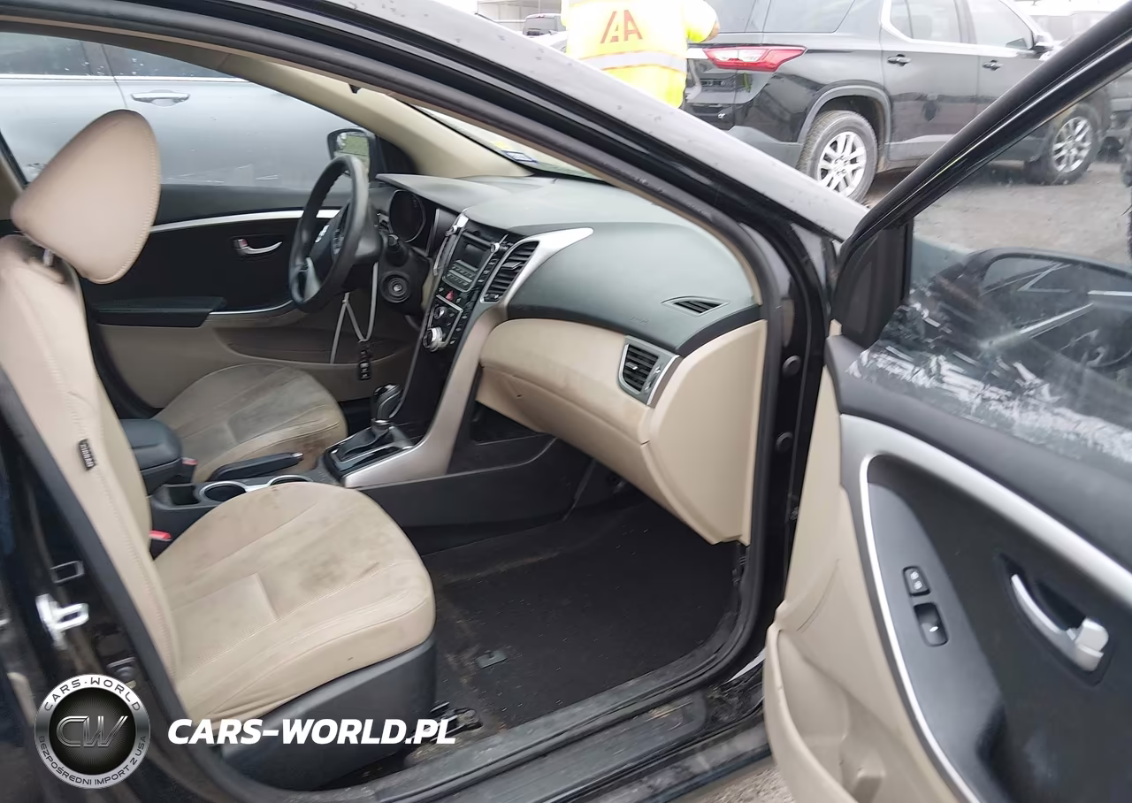 2016 Hyundai Elantra Gt VIN:KMHD35LH6GU295093 - 5