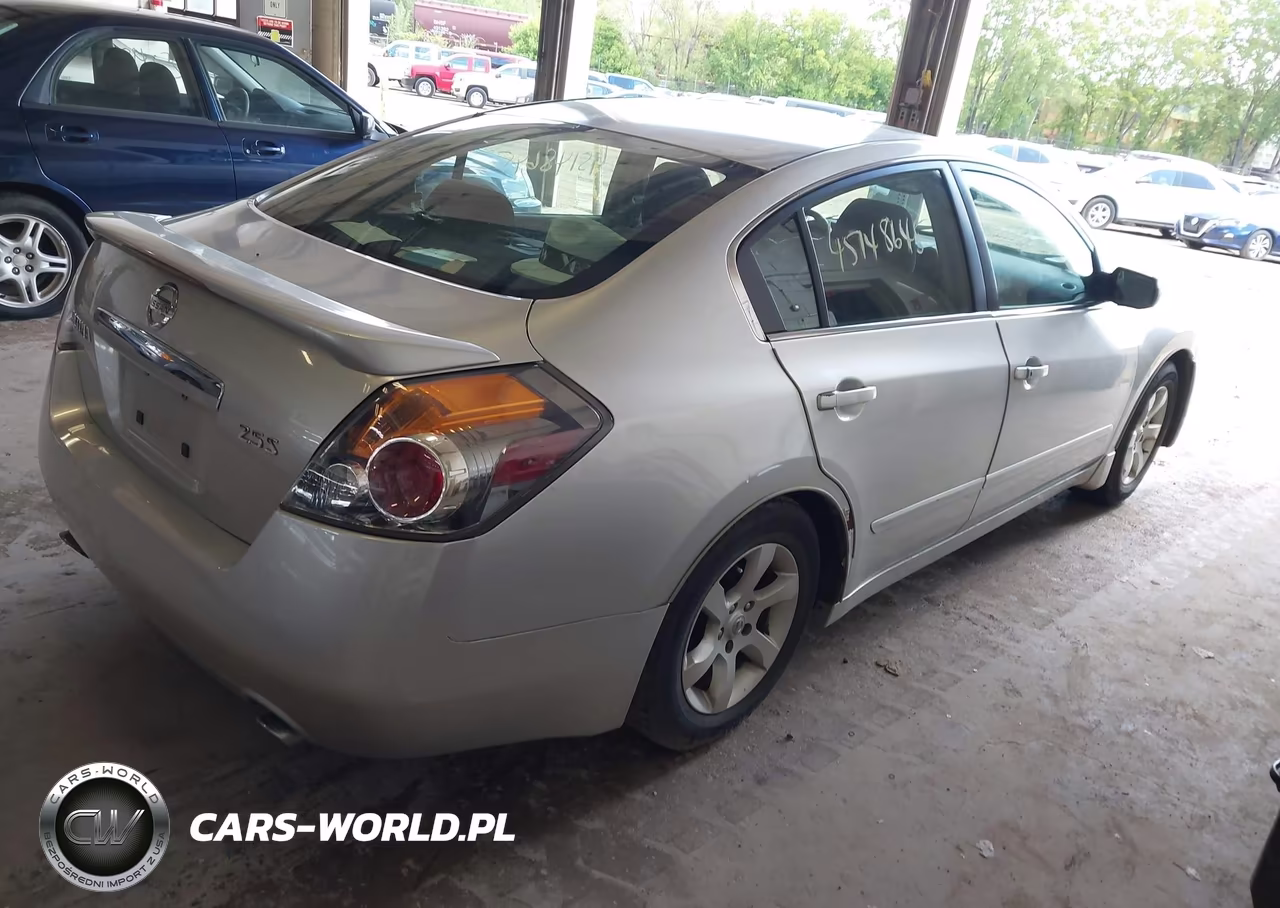 2007 Nissan Altima 2.5 S VIN:1N4AL21E37C167002 - 4