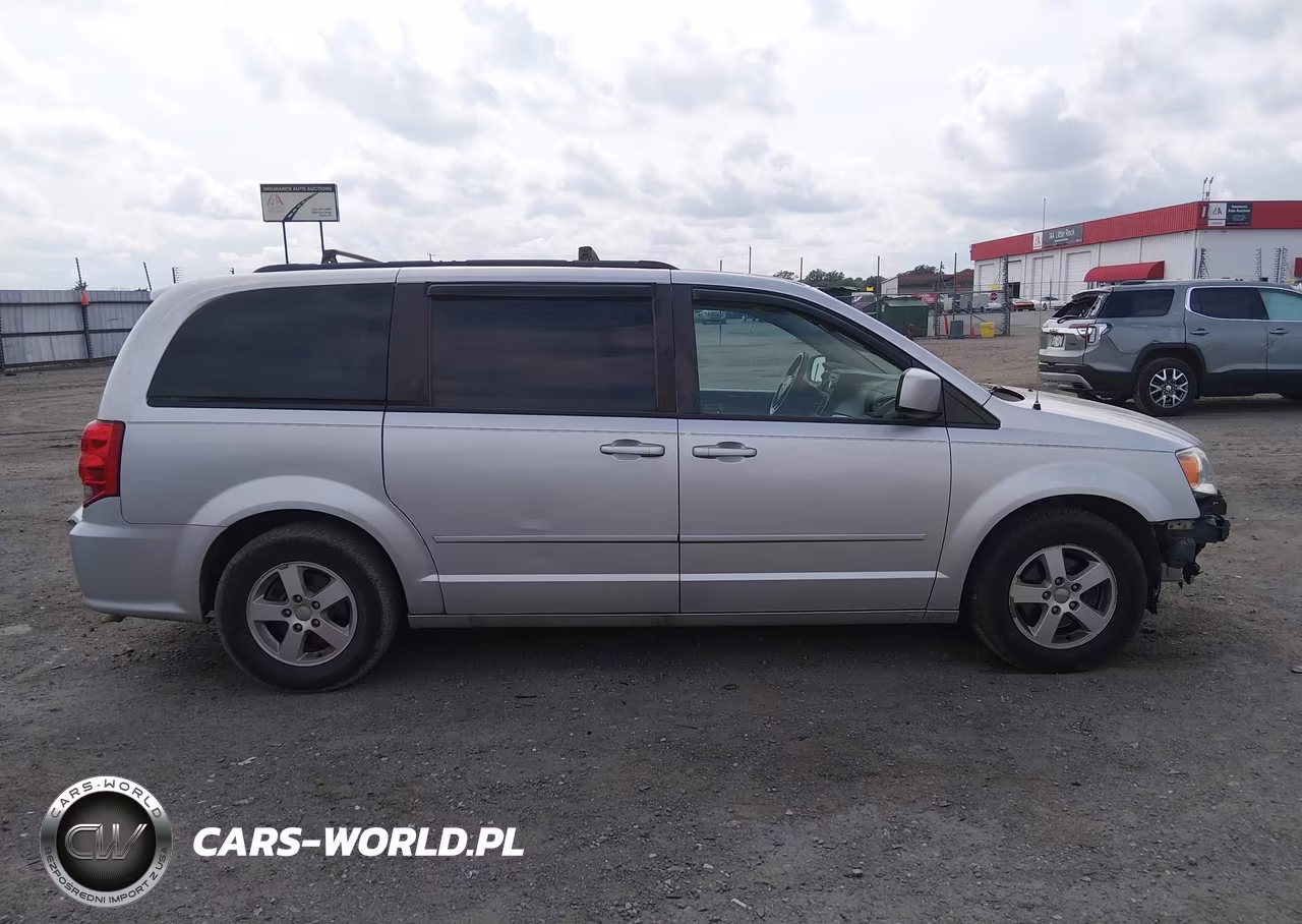 2012 Dodge Grand Caravan Sxt VIN:2C4RDGCG4CR224296 - 13