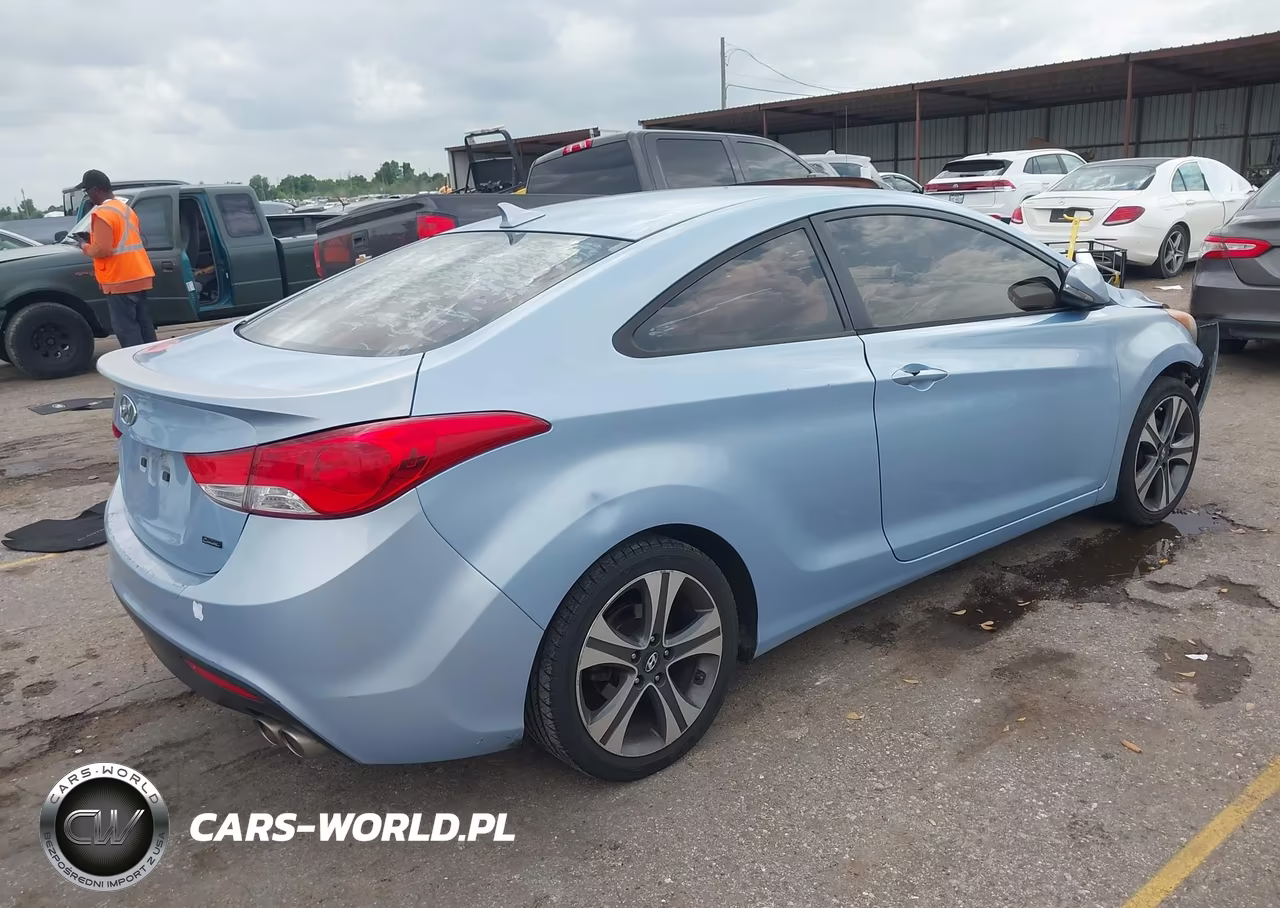 2013 Hyundai Elantra Se VIN:KMHDH6AEXDU013226 - 4