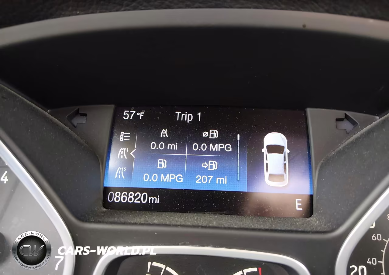 2016 Ford Focus Se VIN:1FADP3K28GL245866 - 15