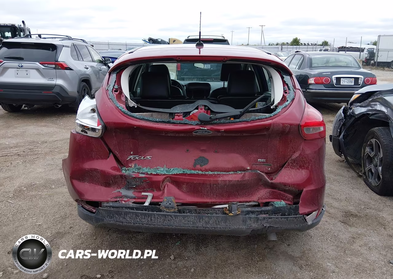 2016 Ford Focus Se VIN:1FADP3K28GL245866 - 16