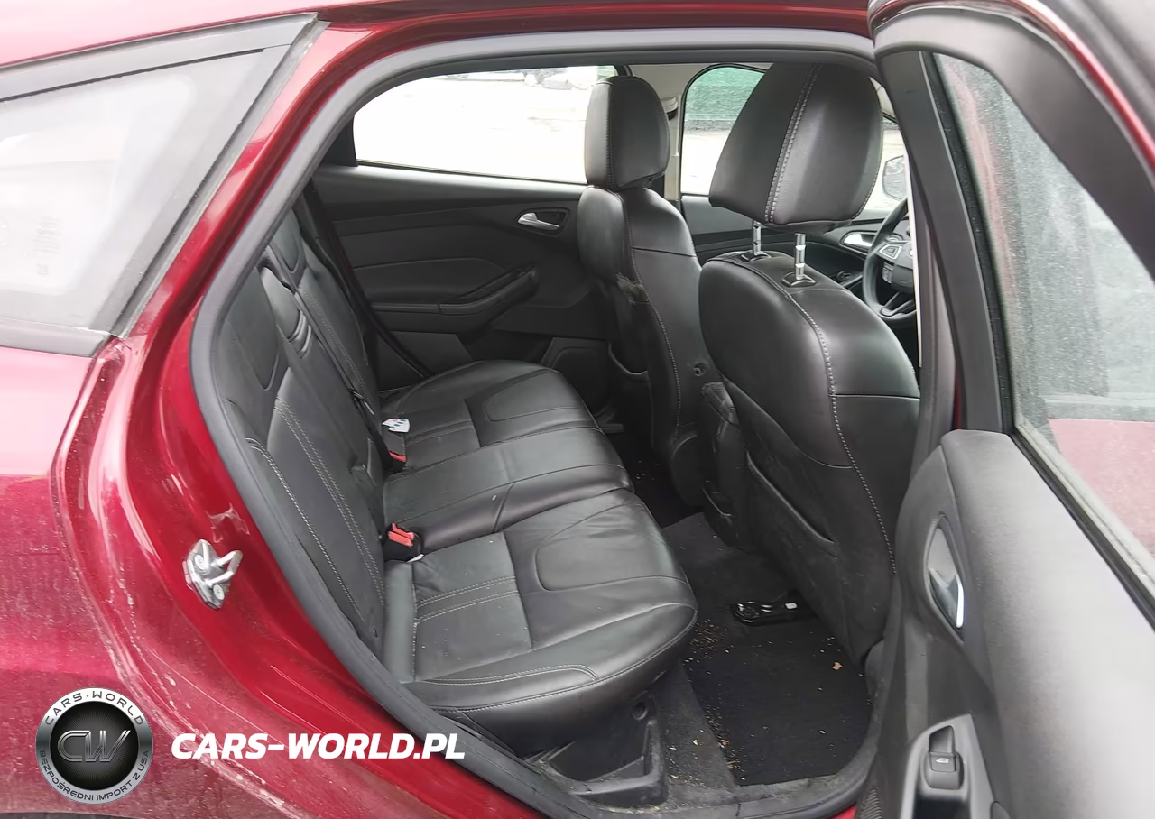 2016 Ford Focus Se VIN:1FADP3K28GL245866 - 8