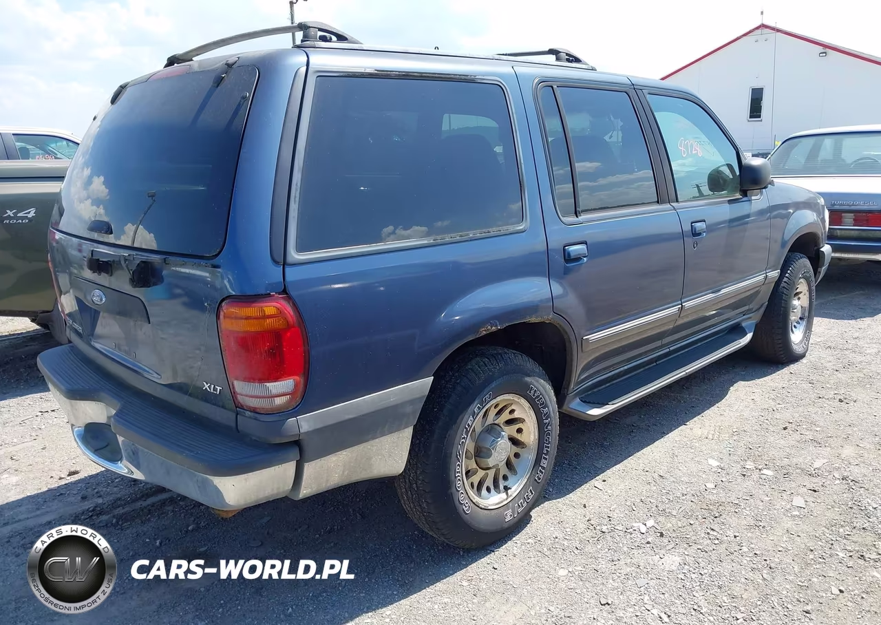 2000 Ford Explorer Xlt VIN:1FMZU73X5YZB87316 - 4