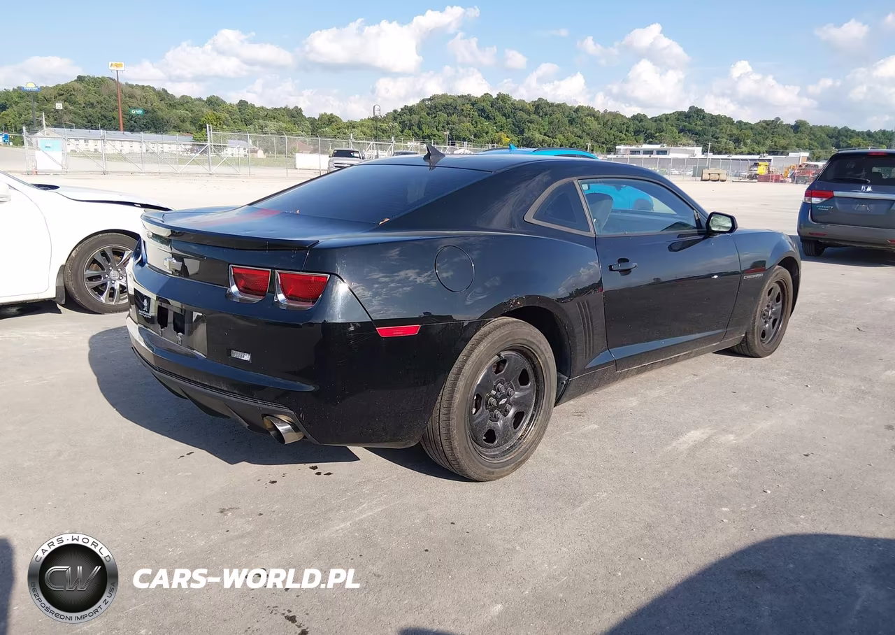 2013 Chevrolet Camaro 2Ls VIN:2G1FA1E3XD9104399 - 4