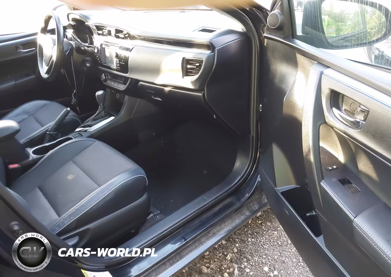 2015 Toyota Corolla S Plus VIN:2T1BURHEXFC307885 - 5
