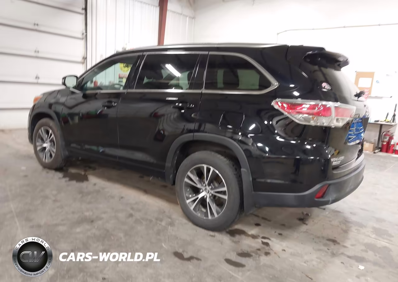 2016 Toyota Highlander Xle V6 VIN:5TDJKRFH8GS231199 - 3