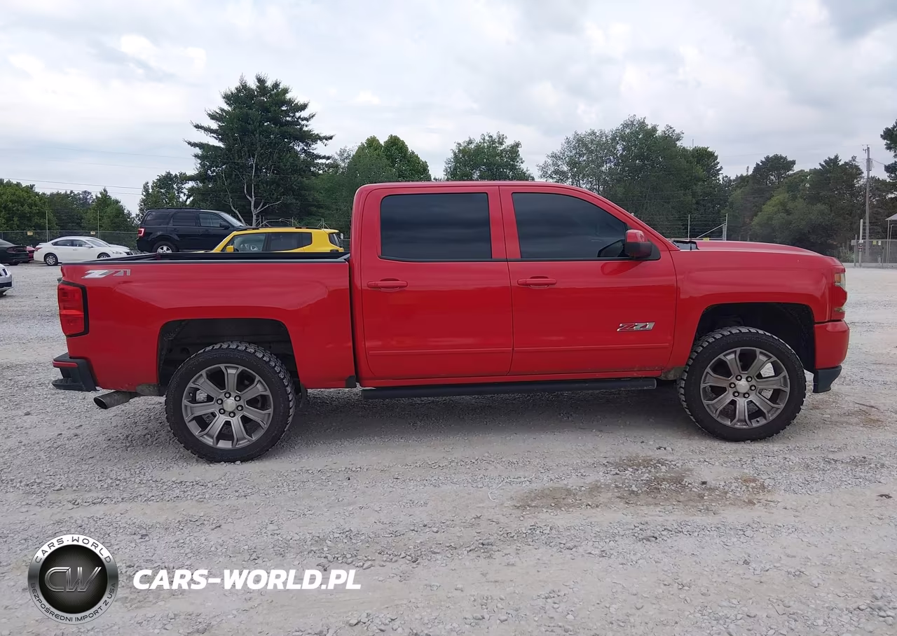 2018 Chevrolet Silverado 1500 2Lt VIN:3GCUKREC8JG229073 - 13