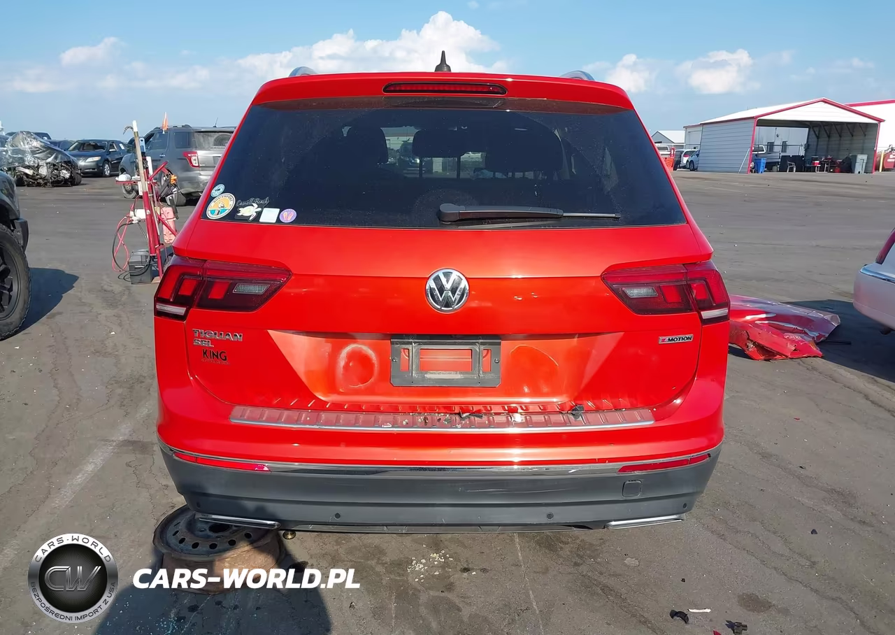2019 Volkswagen Tiguan 2.0T Sel Premium-2.0T Sel Premium R-Line VIN:3VV4B7AX4KM117369 - 16