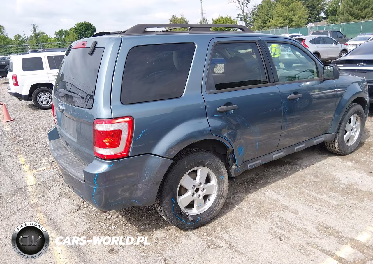 2012 Ford Escape Xlt VIN:1FMCU0D78CKA21532 - 4