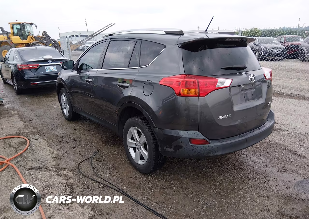 2014 Toyota Rav4 Xle VIN:2T3WFREV0EW093252 - 3