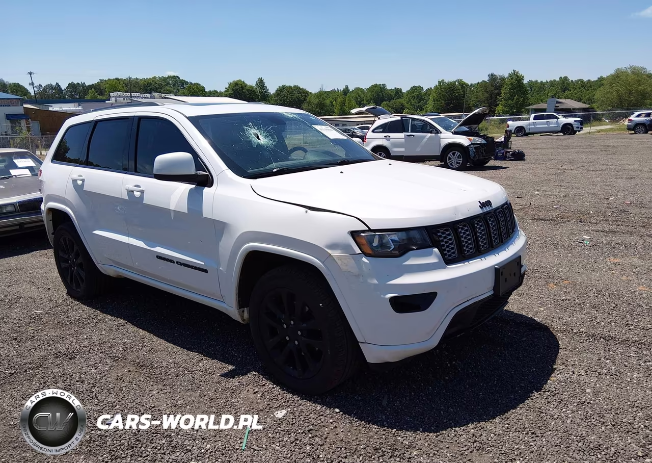 2017 Jeep Grand Cherokee Altitude 4X4 – zdjęcie 1 z 17