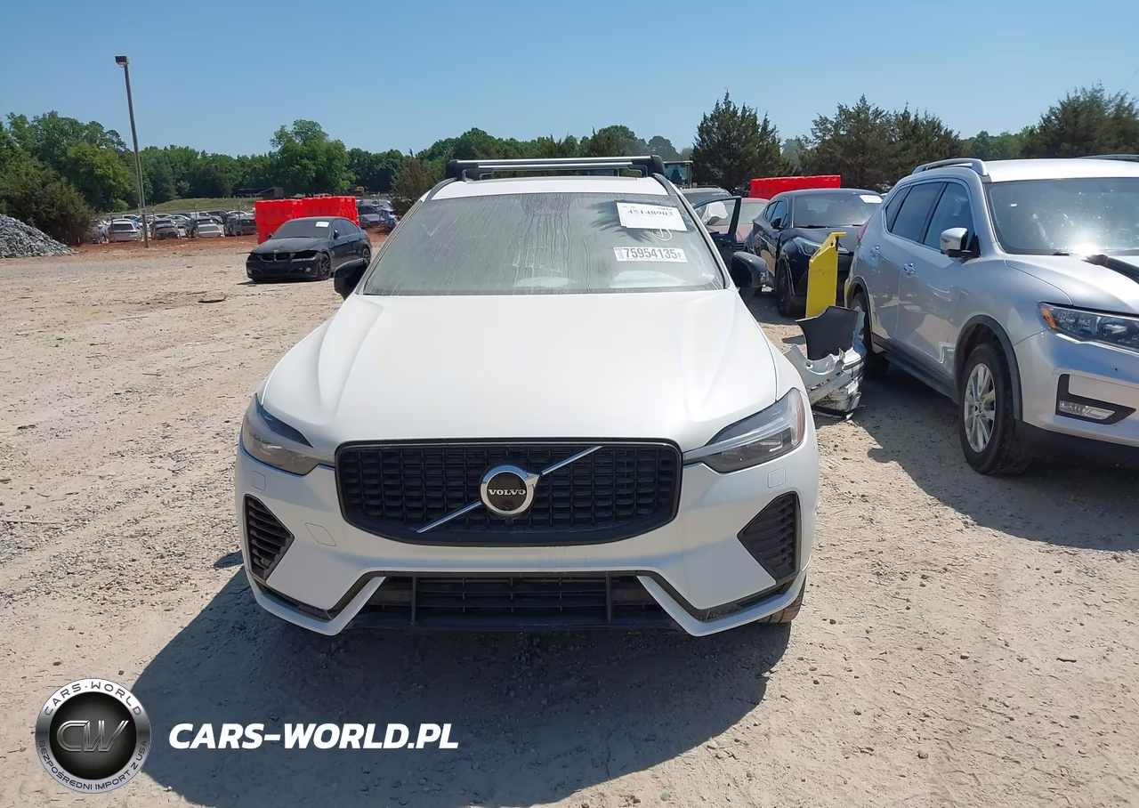 2023 Volvo Xc60 Recharge Plug-In Hybrid T8 Ultimate Dark Theme VIN:YV4H60DX2P1210271 - 13